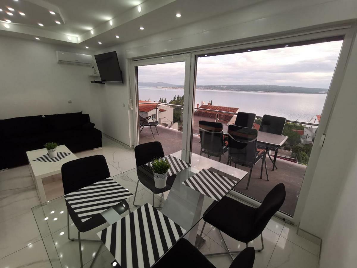 דראמליי Apartments Blazevic, Heated Pool&Jacuzzi מראה חיצוני תמונה