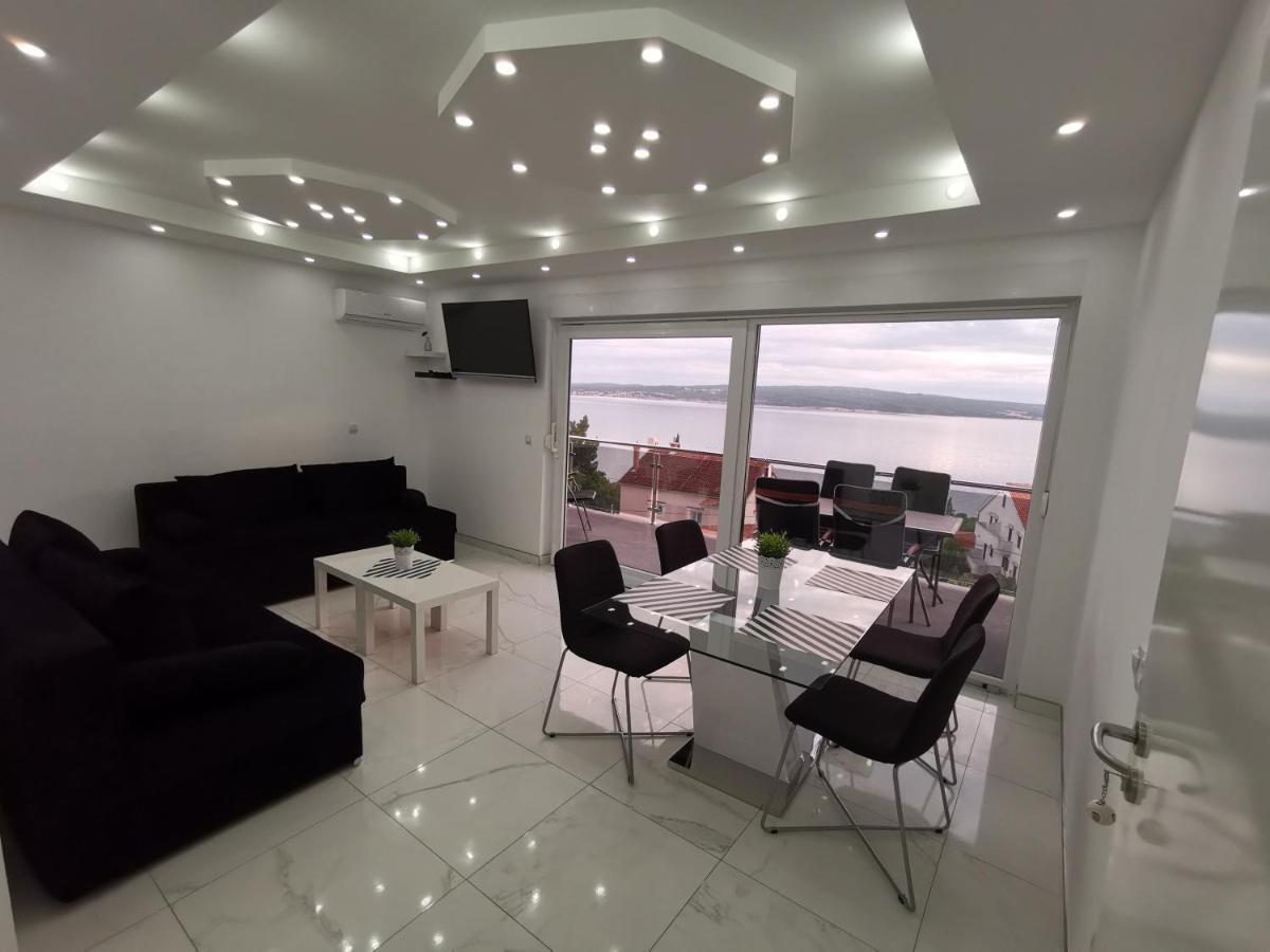דראמליי Apartments Blazevic, Heated Pool&Jacuzzi מראה חיצוני תמונה